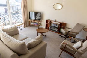 Central, Coastal, Family Flat